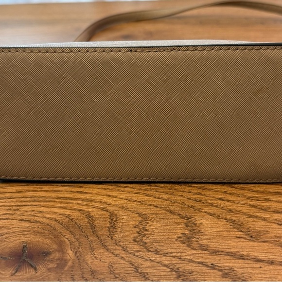 Steve Madden Tan Crossbody Bag - Picture 4 of 9